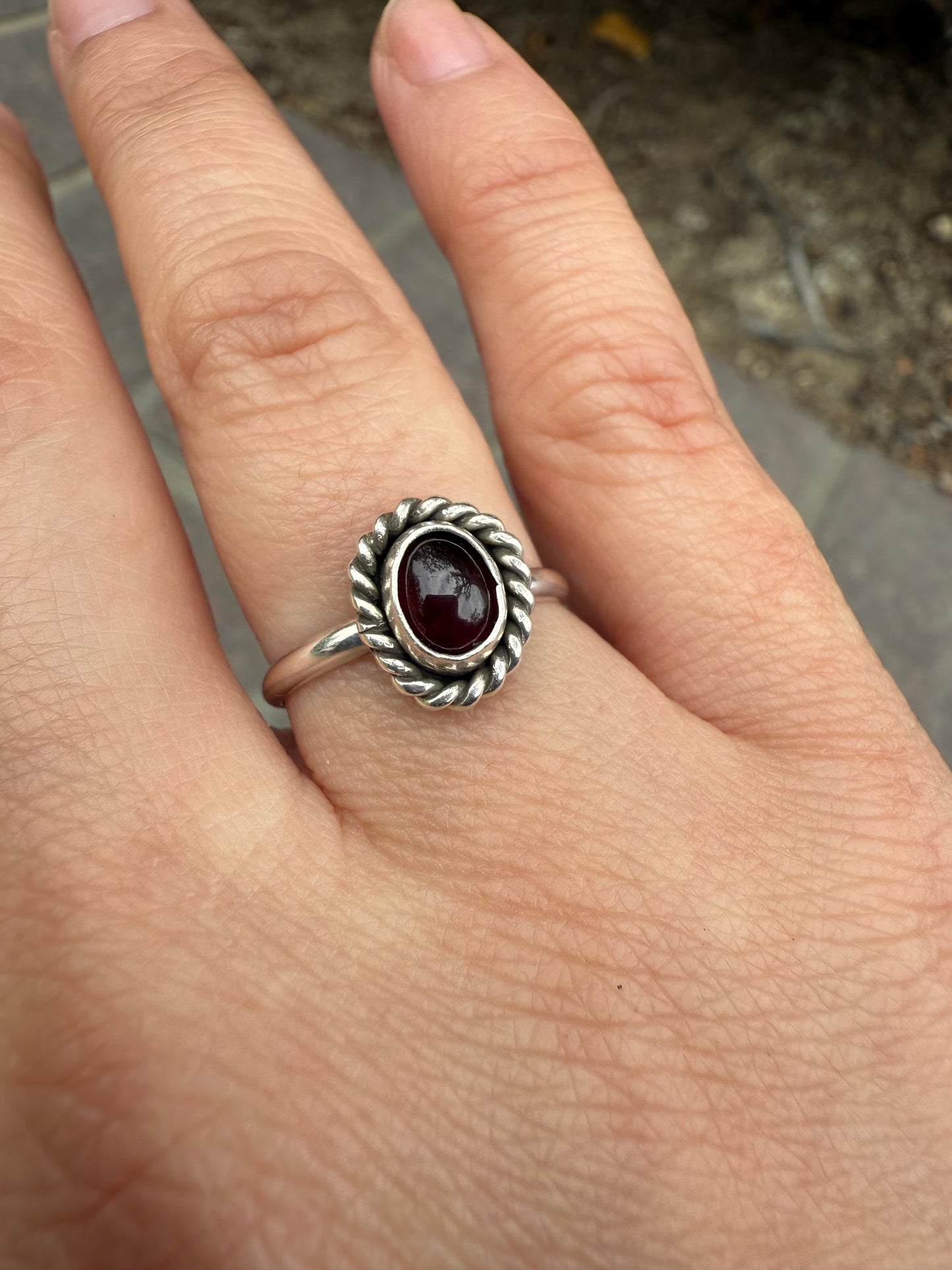 Twisted garnet