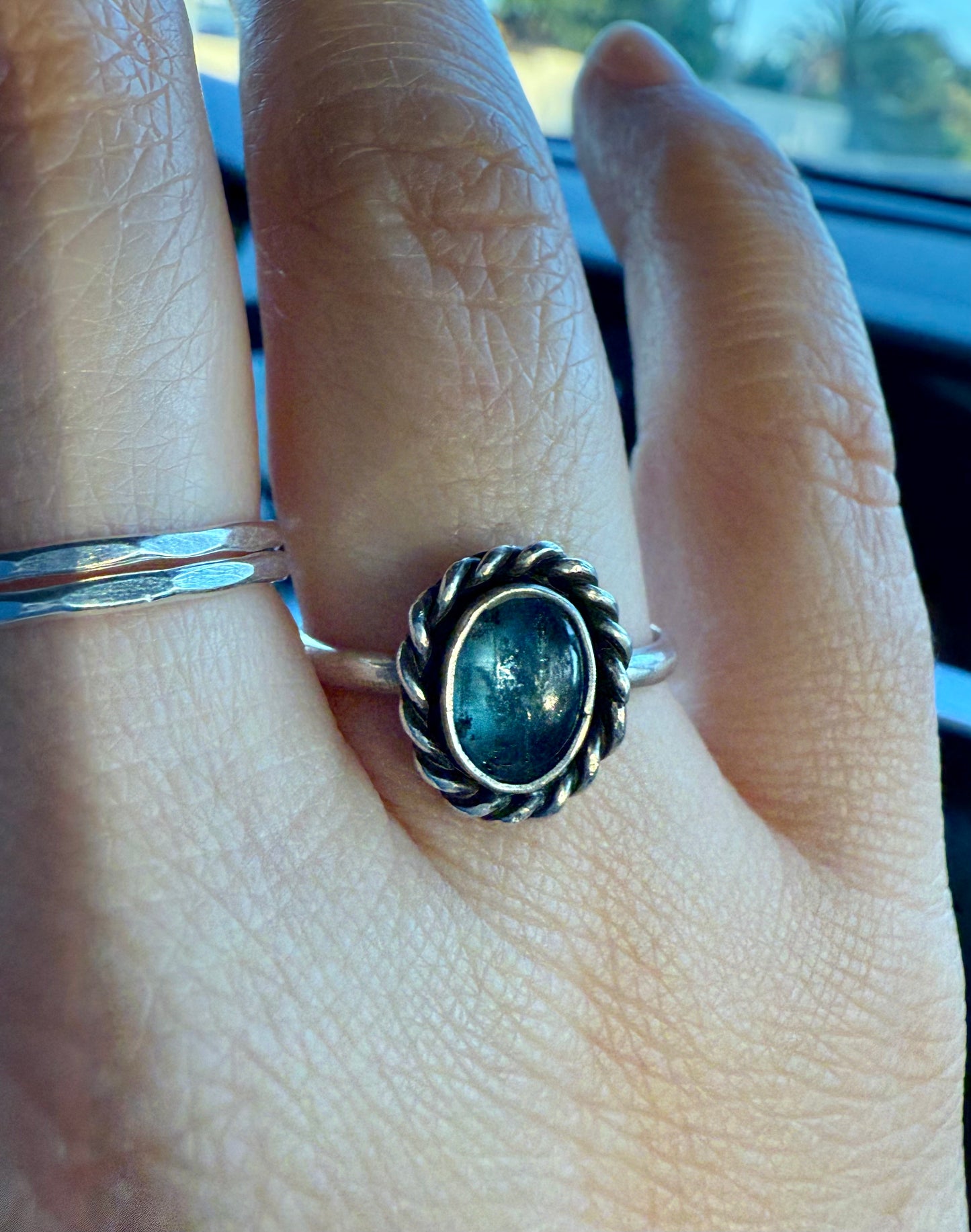 Twisted blue ring