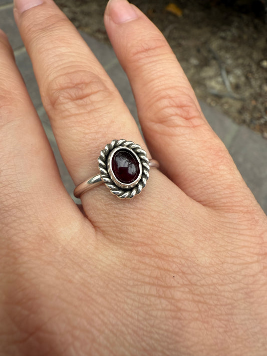 Twisted garnet